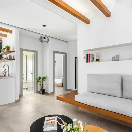 Melivia Seafront Неа-Скиони