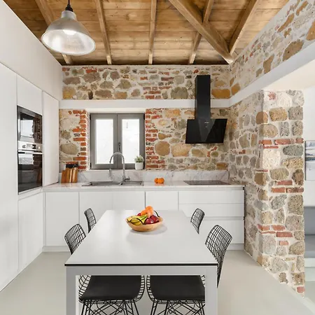 Villa Melivia Seafront Nea Skioni