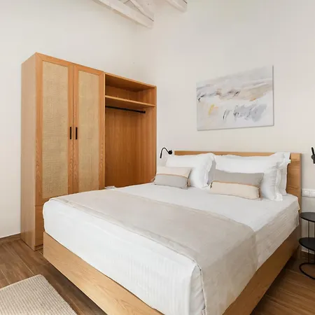 Melivia Seafront Villa Nea Skioni