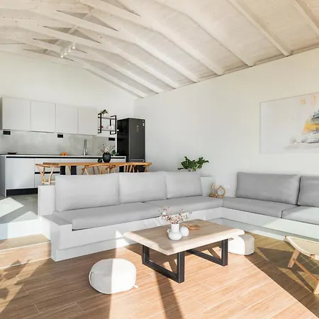 Melivia Seafront * Неа-Скиони