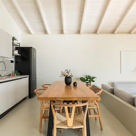 Melivia Seafront Вилла