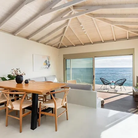 Melivia Seafront Вилла Неа-Скиони